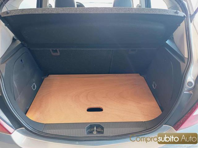 OPEL Corsa usata 17