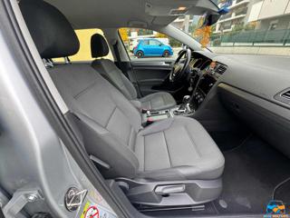 VOLKSWAGEN Golf Variant usata, con Airbag testa