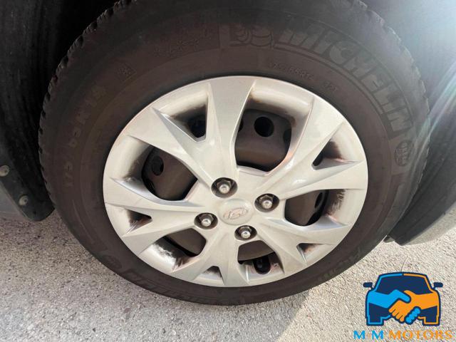 HYUNDAI i10 usata 35