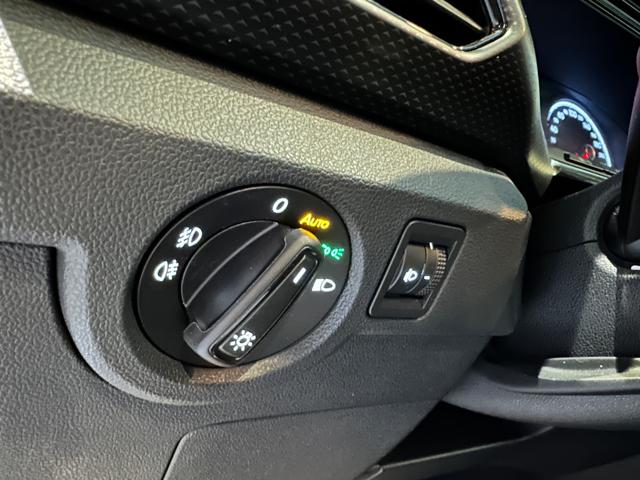 VOLKSWAGEN T-Cross usata, con Touch screen