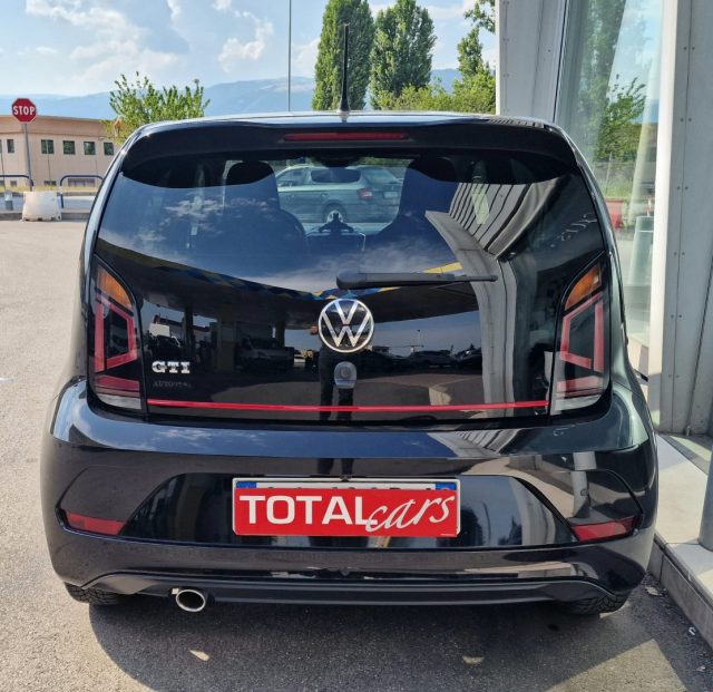 VOLKSWAGEN up! usata, con Chiusura centralizzata