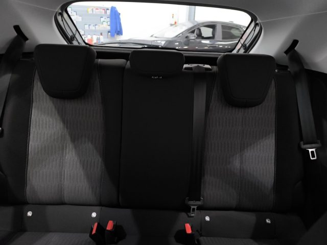 OPEL Corsa usata, con Airbag testa