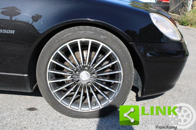 MERCEDES-BENZ SLK 200 usata, con Autoradio