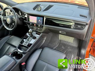 PORSCHE Macan usata, con Autoradio