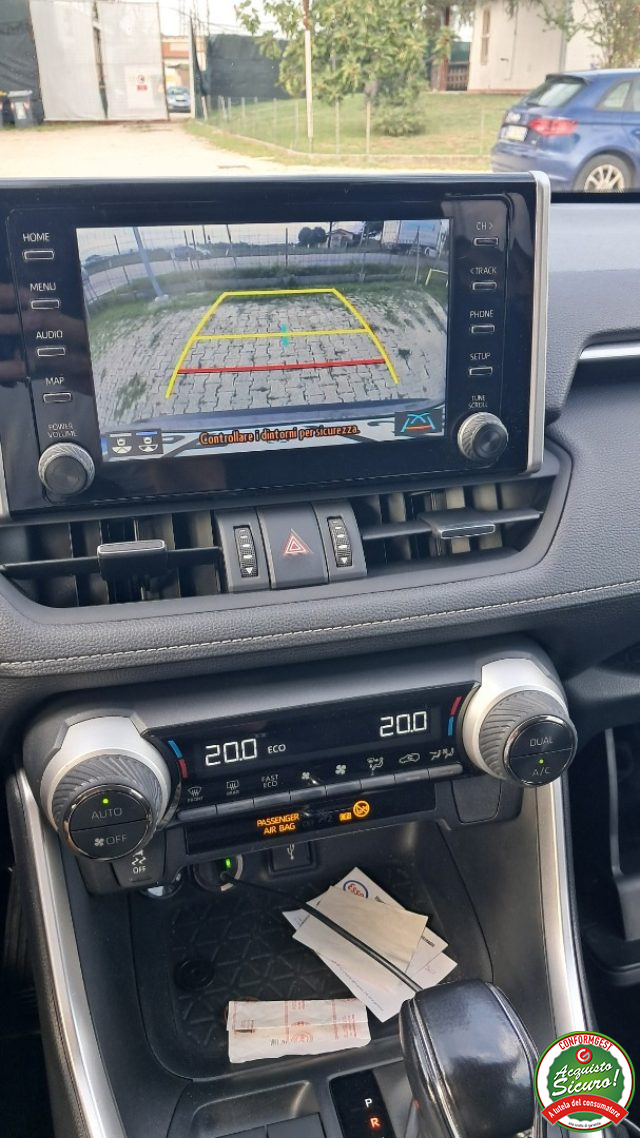 TOYOTA RAV 4 MY23 usata, con Airbag Passeggero