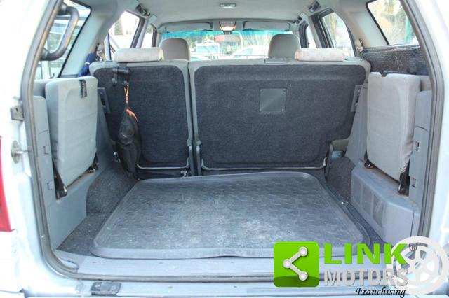 TATA Safari usata, con Sensori di parcheggio posteriori