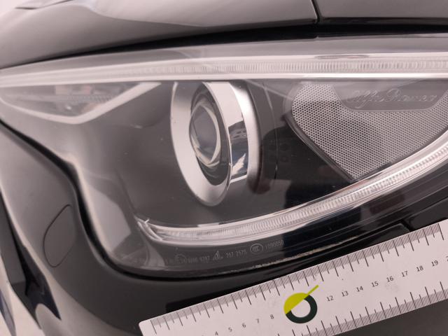 ALFA ROMEO Stelvio usata, con Specchietti laterali elettrici