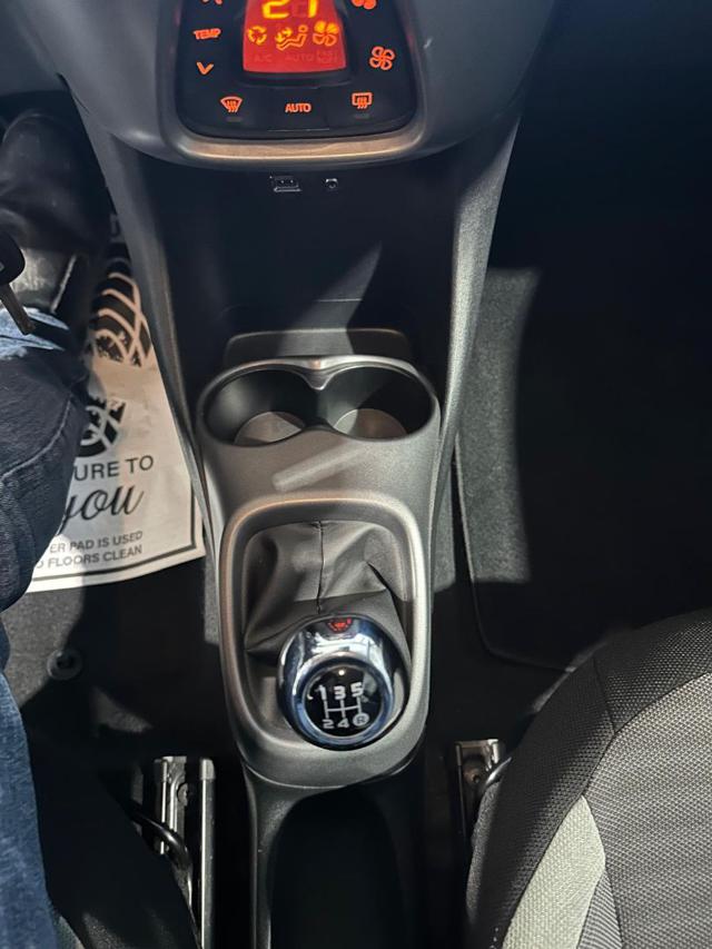 TOYOTA Aygo usata 15