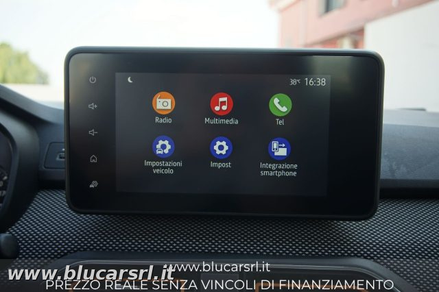 DACIA Sandero usata, con Fari LED