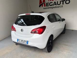 OPEL Corsa usata, con Autoradio