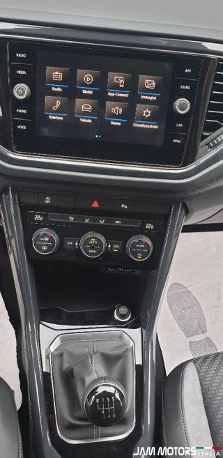 VOLKSWAGEN T-Roc usata, con Autoradio