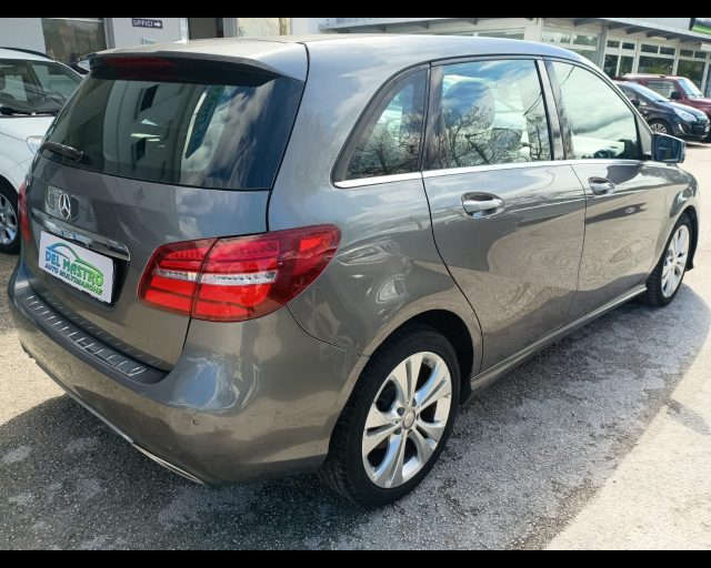 MERCEDES-BENZ B 200 usata, con Autoradio