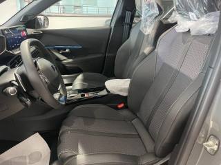 PEUGEOT 2008 usata, con Fari LED