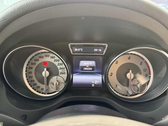 MERCEDES-BENZ GLA 220 usata, con Cronologia tagliandi