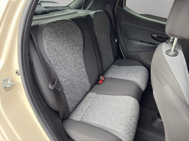 LANCIA Ypsilon usata 18