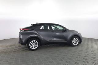 TOYOTA C-HR usata 2