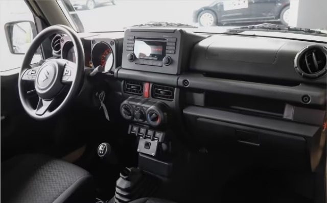 SUZUKI Jimny usata, con Boardcomputer