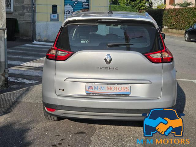 RENAULT Grand Scenic usata, con Autoradio