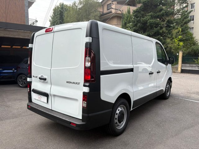 RENAULT Trafic usata, con Alzacristalli elettrici