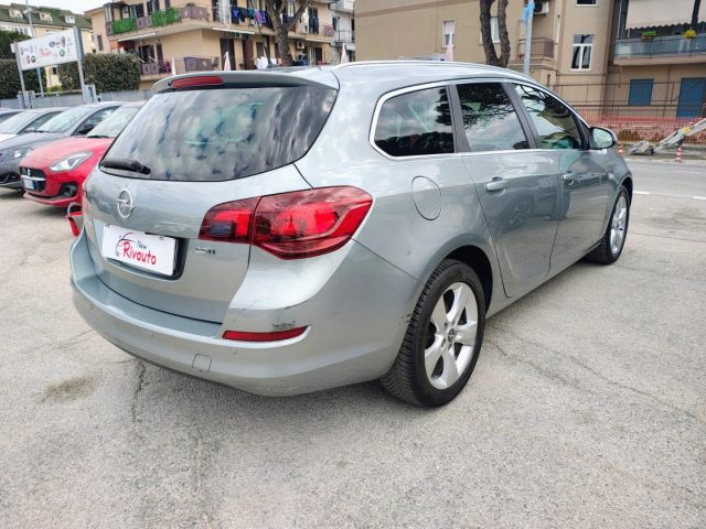 OPEL Astra usata, con Alzacristalli elettrici