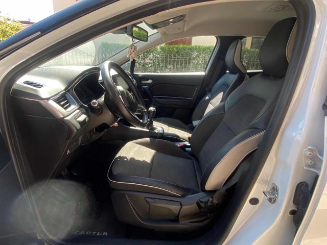 RENAULT Captur usata 9