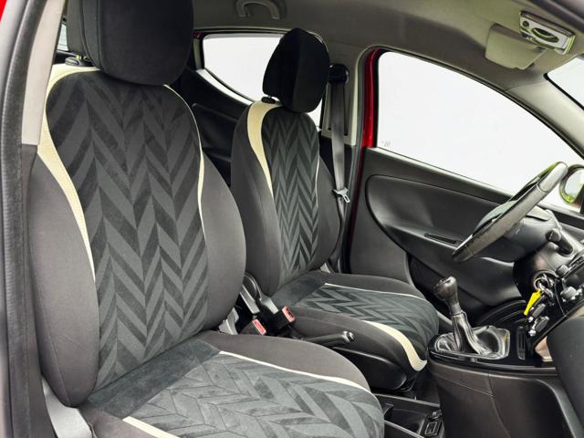 LANCIA Ypsilon usata, con Park Distance Control