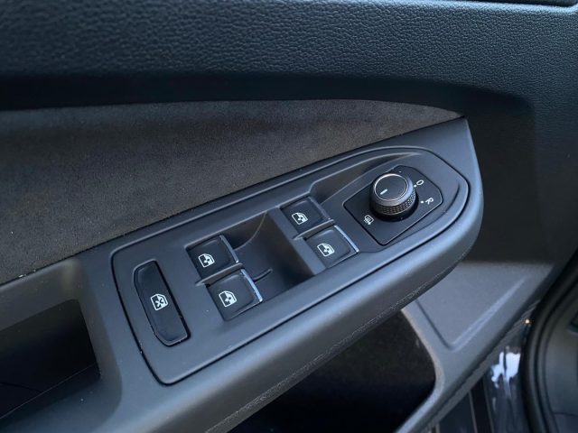 VOLKSWAGEN Golf GTI usata, con Touch screen