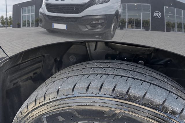 RENAULT Trafic usata 19