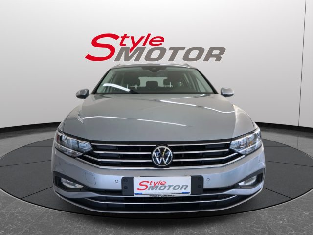VOLKSWAGEN Passat Variant usata, con ABS