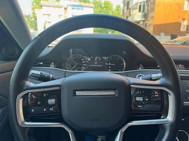 LAND ROVER Range Rover Evoque usata, con Autoradio