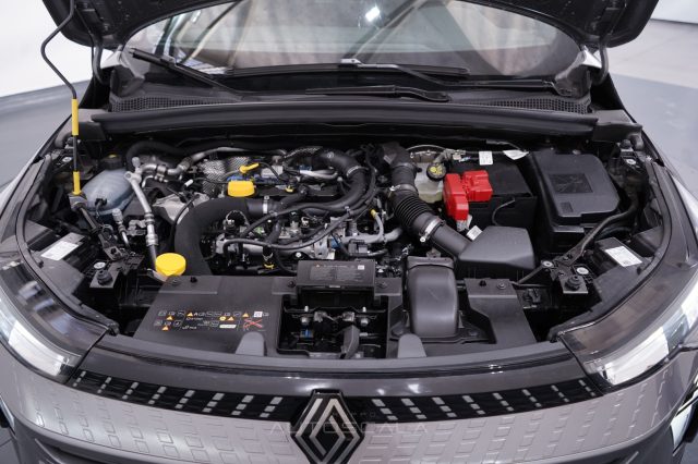 RENAULT Captur usata, con Telecamera per parcheggio assistito