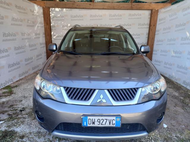 MITSUBISHI Outlander usata, con Airbag