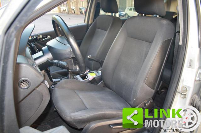 MERCEDES-BENZ A 180 usata, con Lettore CD