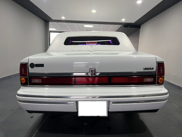 LINCOLN Town Car usata, con Antifurto