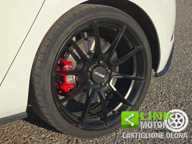 VOLKSWAGEN Golf GTI usata, con Sedile posteriore sdoppiato