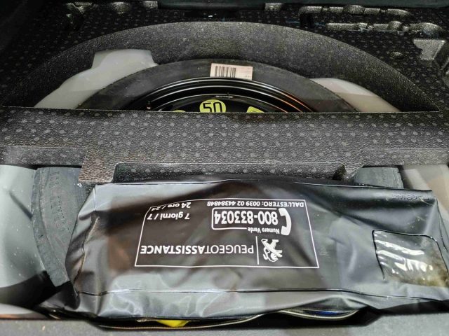 PEUGEOT 2008 usata, con Servosterzo