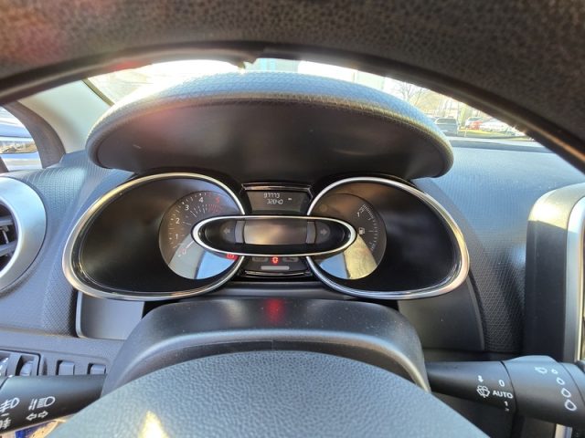 RENAULT Clio usata, con Servosterzo