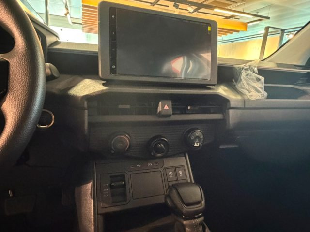 TOYOTA Hilux usata, con Controllo trazione