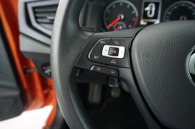 VOLKSWAGEN Polo usata, con Sensori di parcheggio posteriori