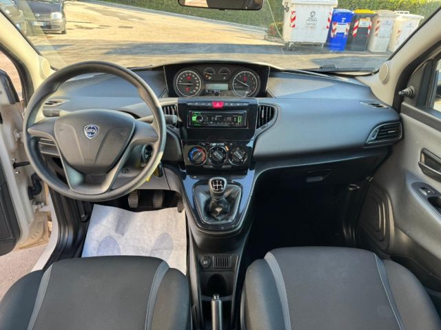 LANCIA Ypsilon usata, con Controllo trazione
