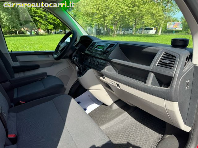 VOLKSWAGEN Transporter usata, con Lettore CD