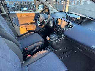LANCIA Ypsilon usata, con Apple CarPlay