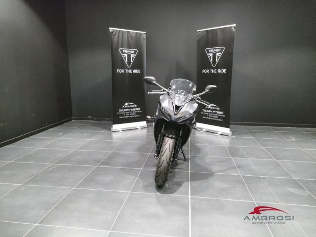 TRIUMPH Daytona 660 usata 4