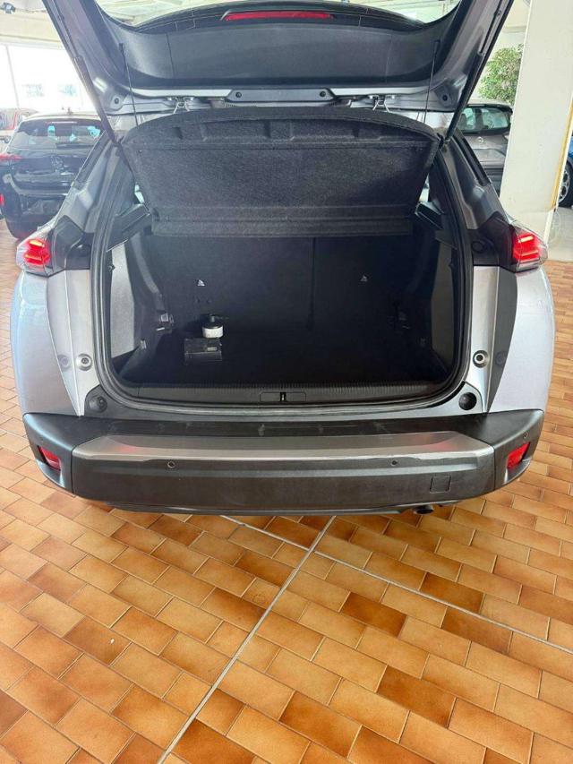 PEUGEOT 2008 usata, con Volante in pelle
