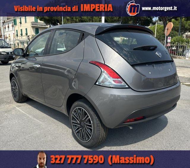 LANCIA Ypsilon usata, con Autoradio
