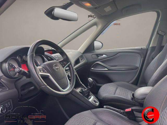 OPEL Zafira Tourer usata, con Boardcomputer