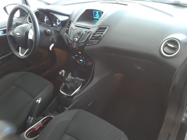 FORD Fiesta usata, con Controllo automatico clima
