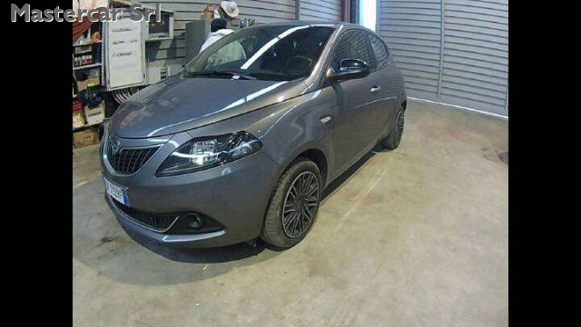 LANCIA Ypsilon usata, con Airbag