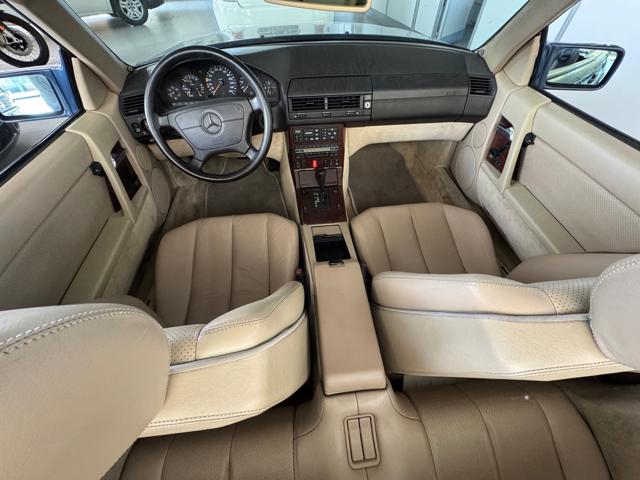 MERCEDES-BENZ SL 300 usata, con Autoradio digitale