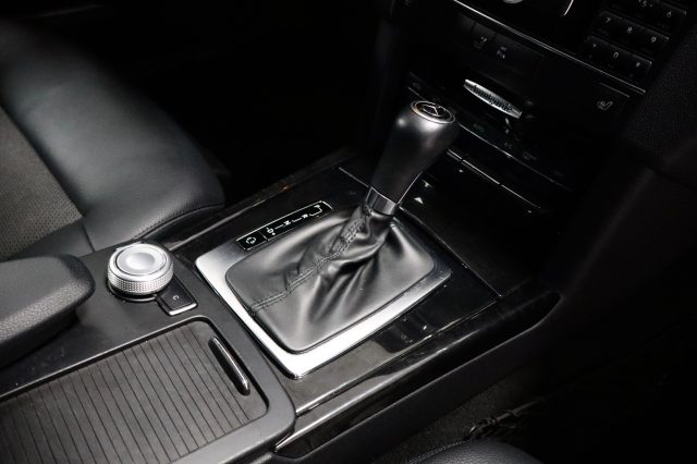 MERCEDES-BENZ E 200 usata, con Climatizzatore